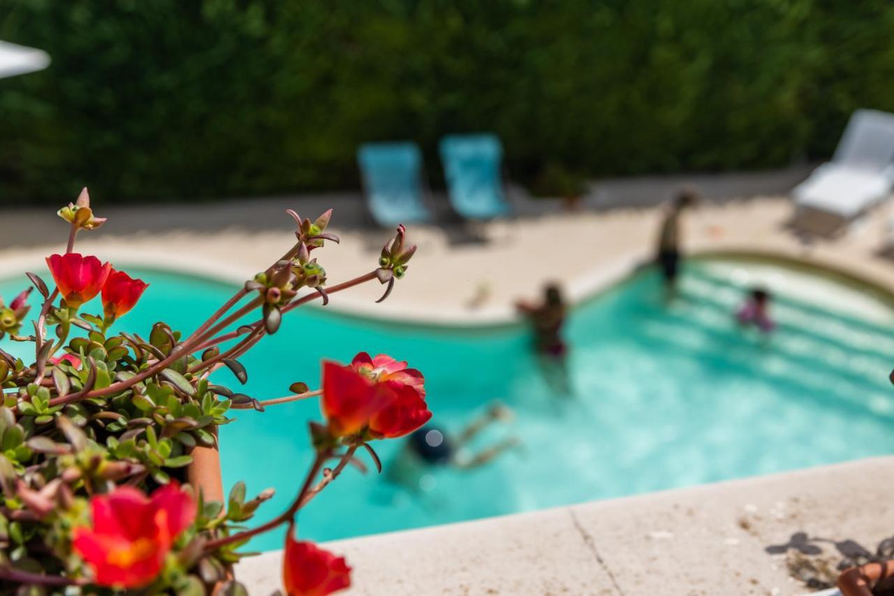 La Collina Di Montegrappa - Suites With Heated Private Pool - Suites With Shared Pool Тулие Екстериор снимка