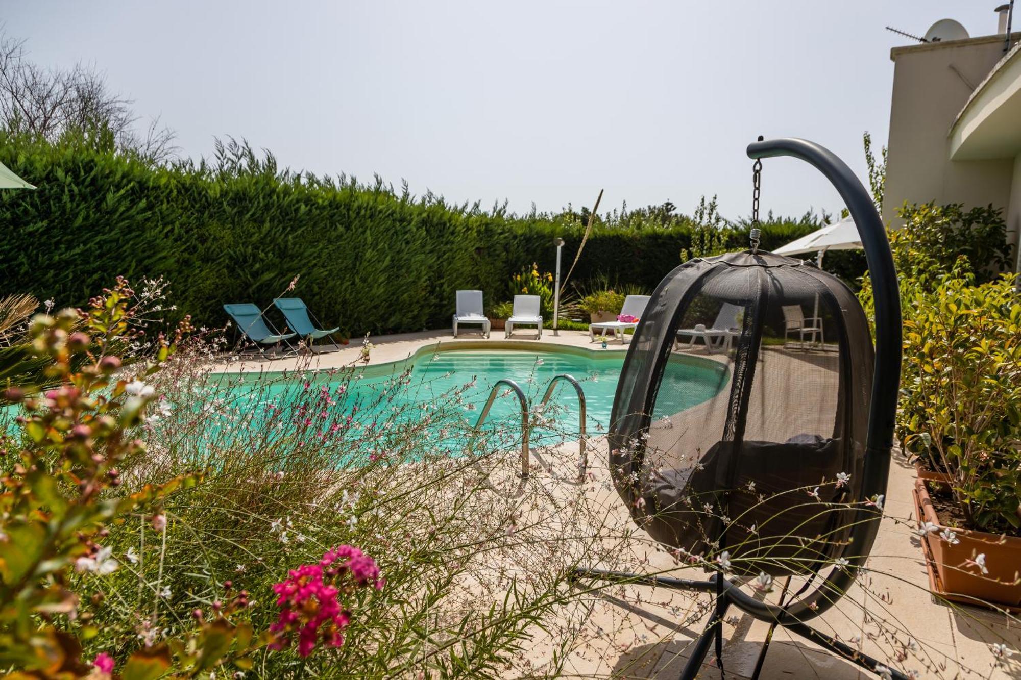 La Collina Di Montegrappa - Suites With Heated Private Pool - Suites With Shared Pool Тулие Екстериор снимка