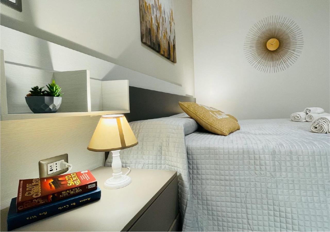 La Collina Di Montegrappa - Suites With Heated Private Pool - Suites With Shared Pool Тулие Екстериор снимка